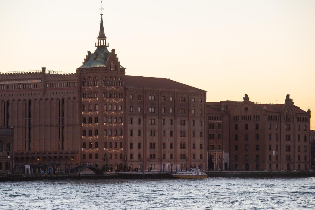 Apartamento Residenza Giudecca Molino Stucky Venecia Habitación foto